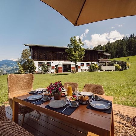 Lerchs Landhotel 상트조한임퐁가우 외부 사진