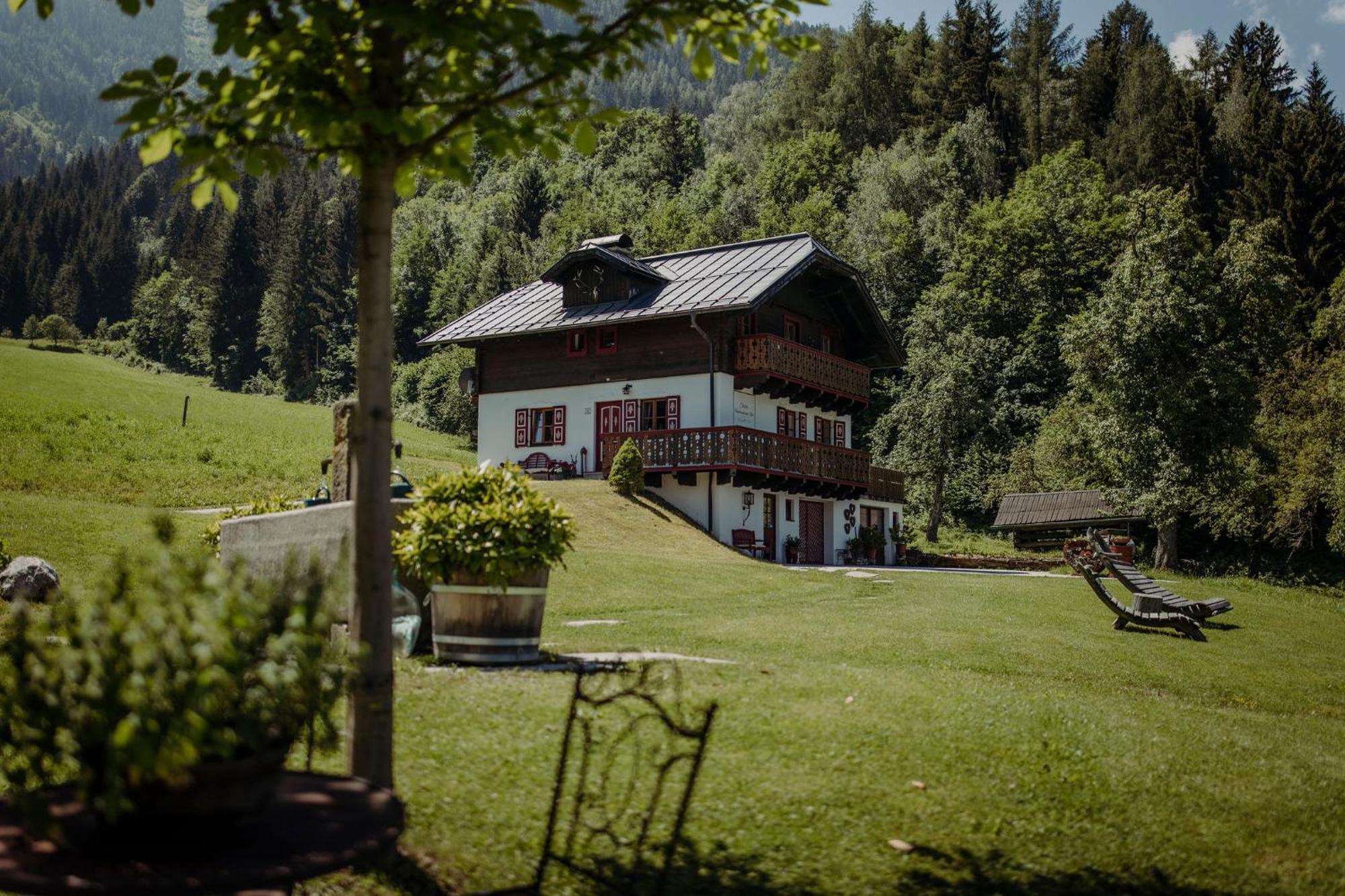 Lerchs Landhotel 상트조한임퐁가우 외부 사진