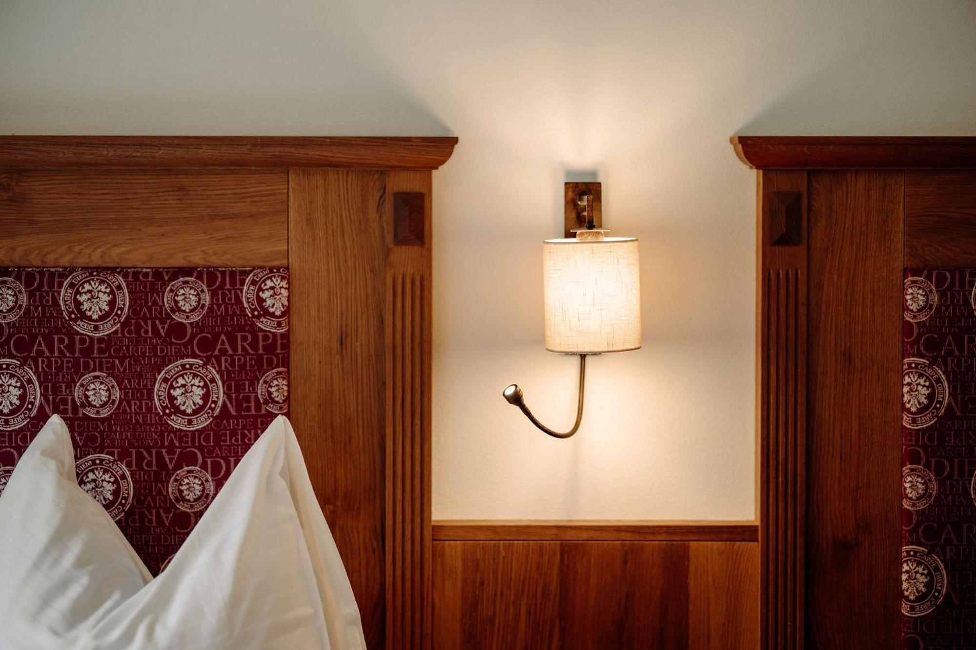 Lerchs Landhotel 상트조한임퐁가우 외부 사진