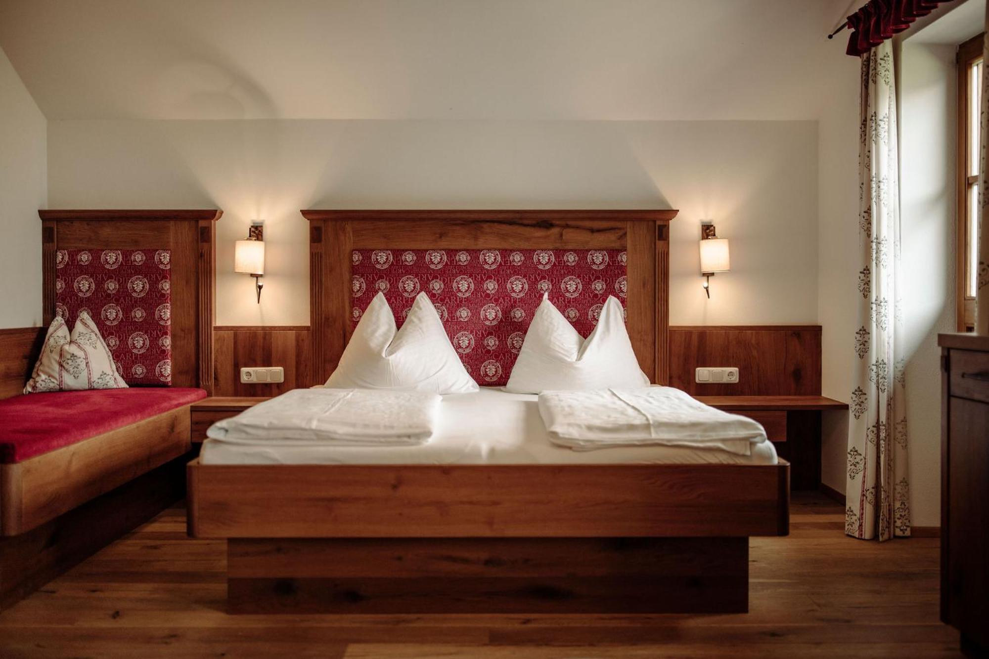 Lerchs Landhotel 상트조한임퐁가우 외부 사진