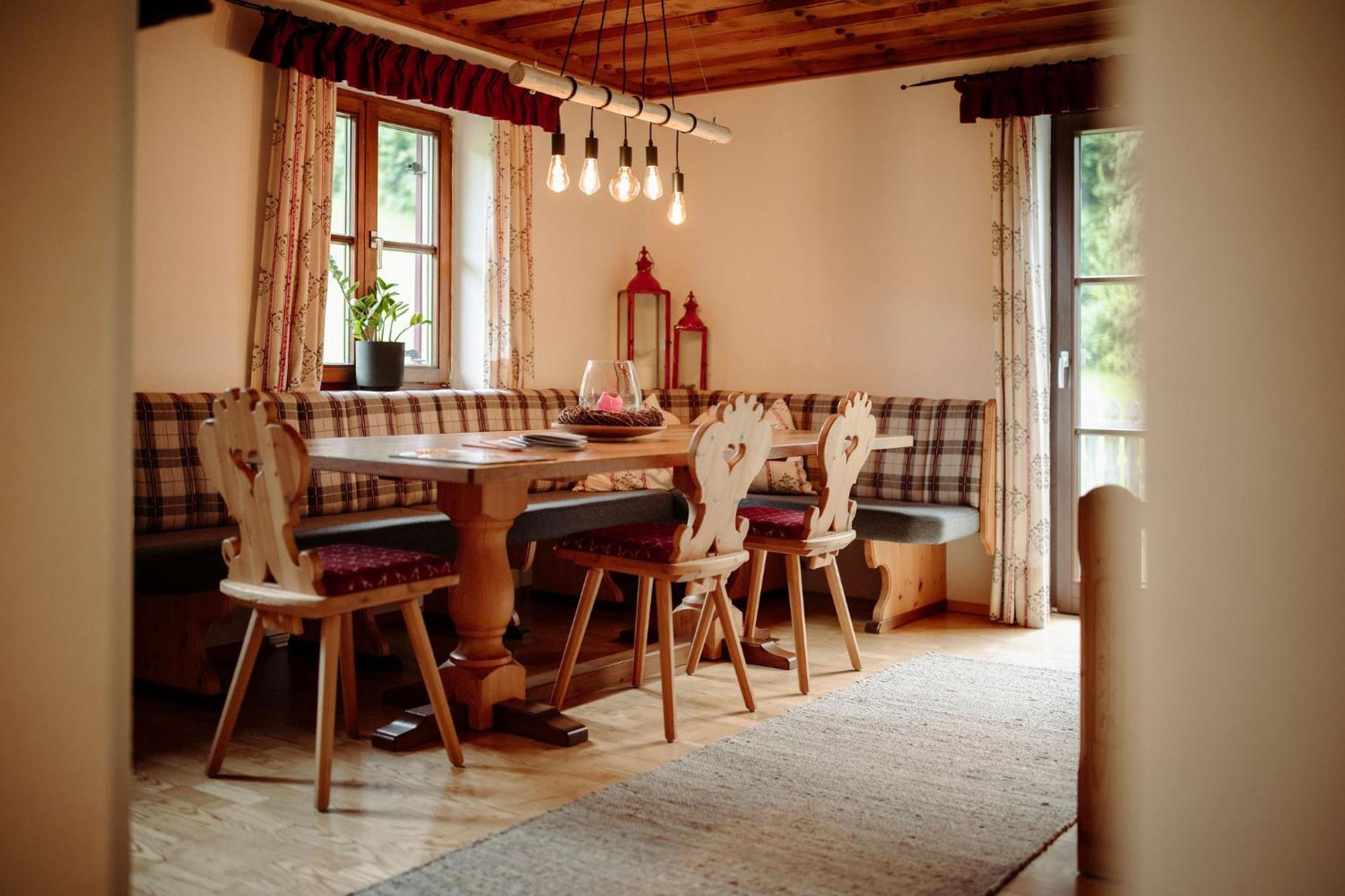 Lerchs Landhotel 상트조한임퐁가우 외부 사진